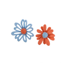Hot Sales Jewelry 925 Silver Post Asymmetrical Cute Small Colorful Daisy Flower  Earrings